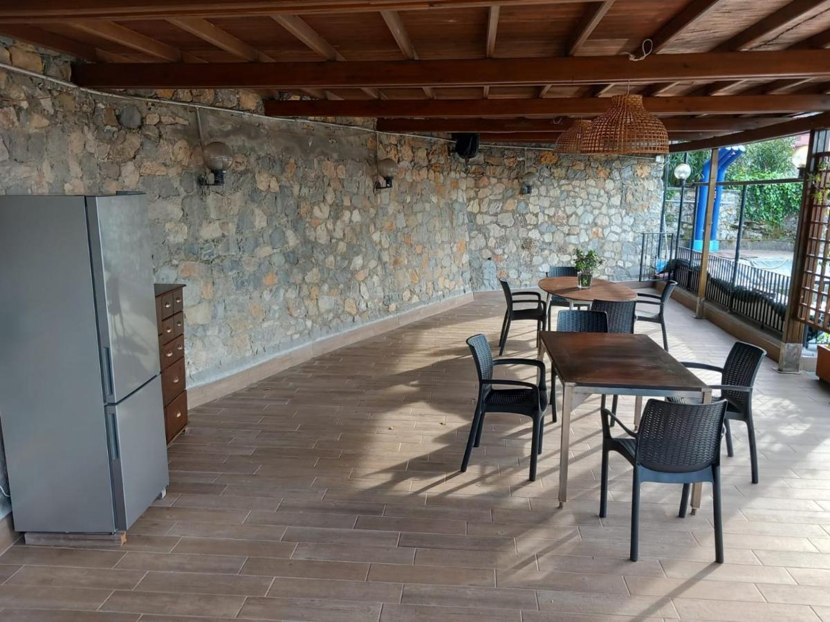 דירות פורטו ונרה Casa Maggiali מראה חיצוני תמונה